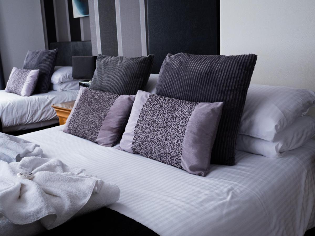 Howden Court Hotel Торкі Екстер'єр фото